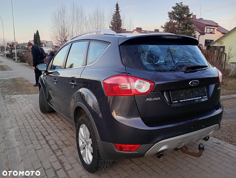 Ford Kuga 2.0 TDCi 2x4 Trend - 4