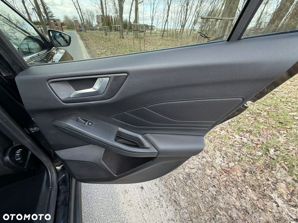 Ford Focus - 29
