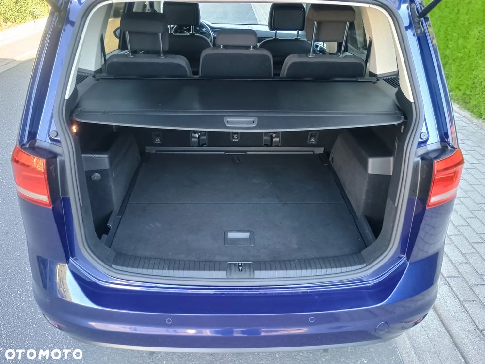 Volkswagen Touran 1.2 TSI (BlueMotion Technology) SOUND - 21