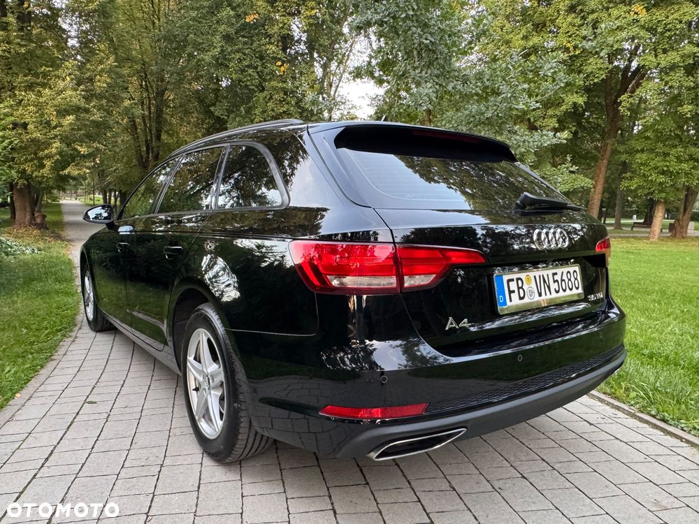 Audi A4 Avant 35 TDI S tronic design - 15