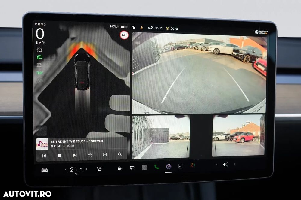 Tesla Model Y Long Range Dual Motor AWD - 18