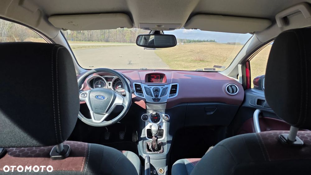 Ford Fiesta 1.6 TDCi Trend - 8