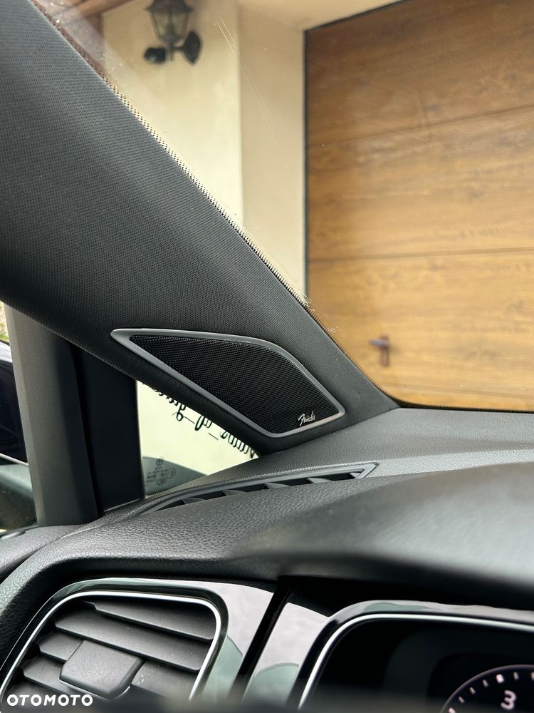 Volkswagen Golf R 4Motion (BlueMotion Technology) DSG - 12