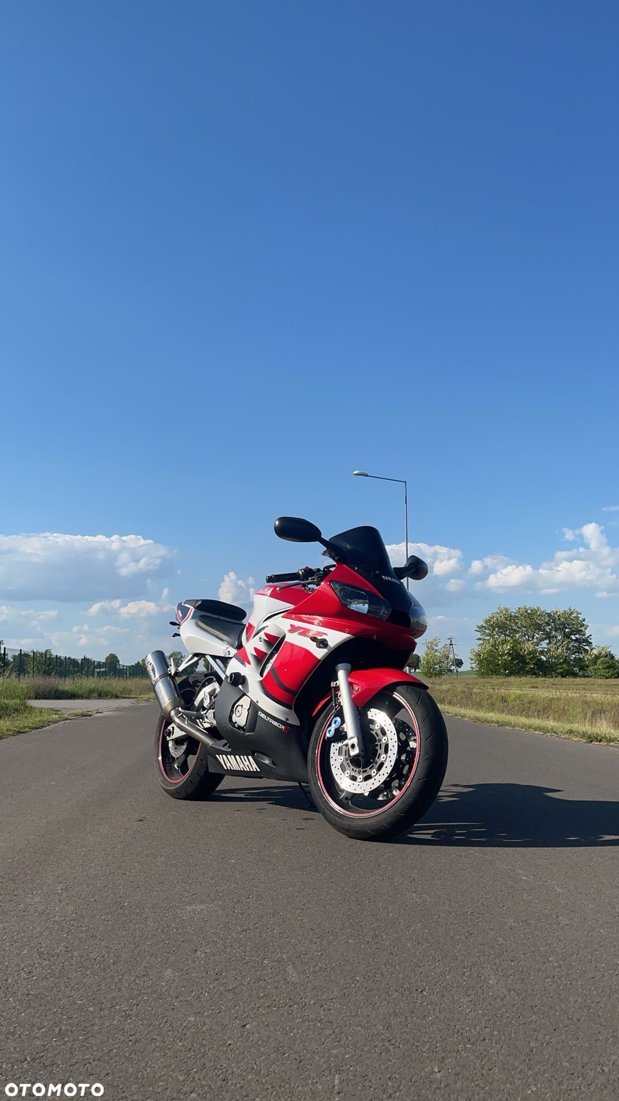 Yamaha R6 - 3