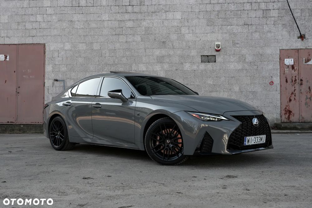 Lexus IS - 1