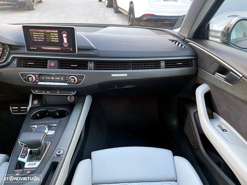 Audi RS4 Avant 2.9 TSI quattro Tiptronic - 12