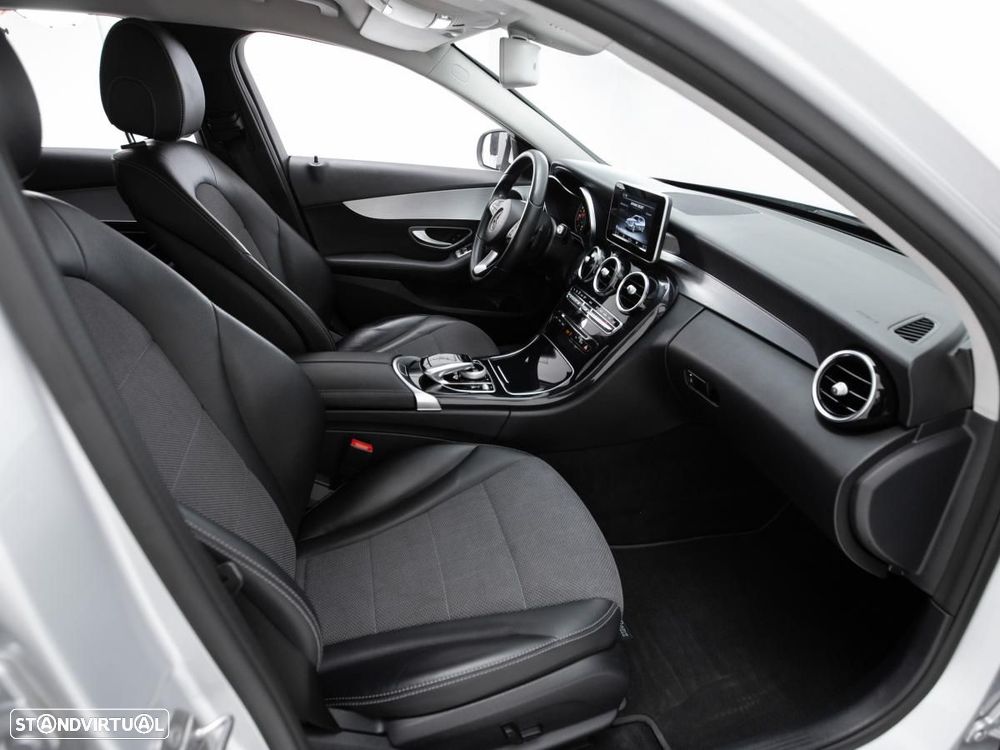 Mercedes-Benz C 200 - 10