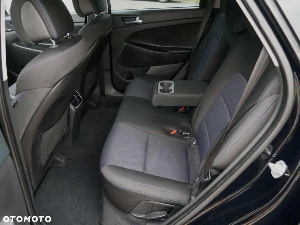 Hyundai Tucson 1.7 CRDI BlueDrive Comfort 2WD DCT - 27