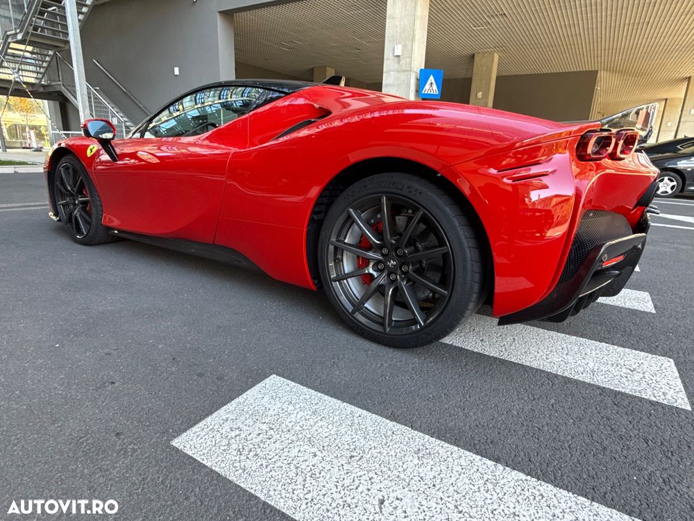 Ferrari SF90 Stradale - 7