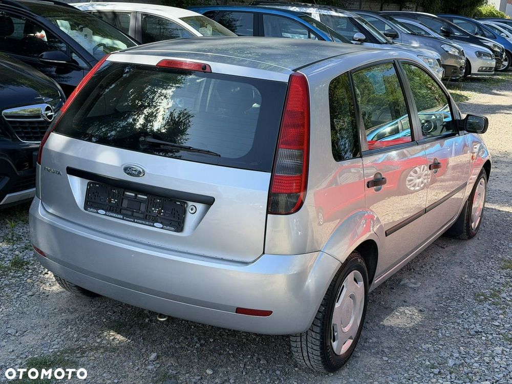Ford Fiesta - 6