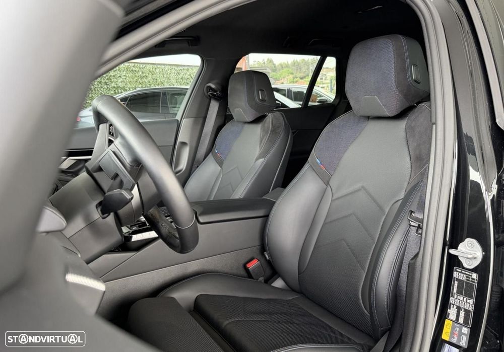 BMW 530 e Pack Desportivo M - 12