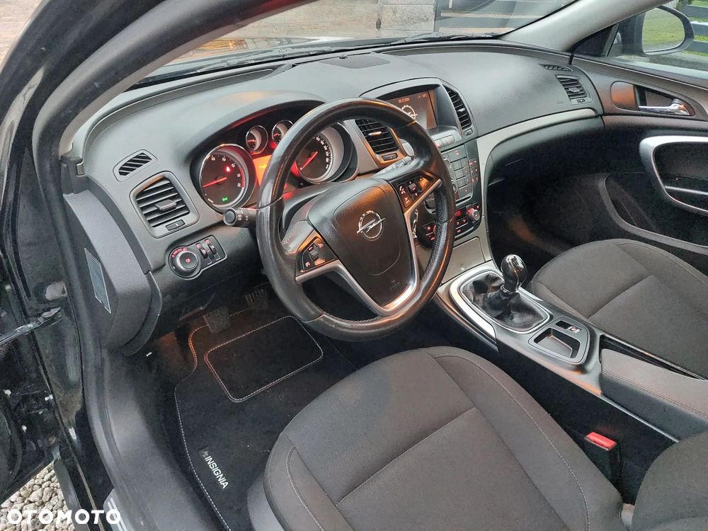Opel Insignia 1.6 Turbo Sport - 13