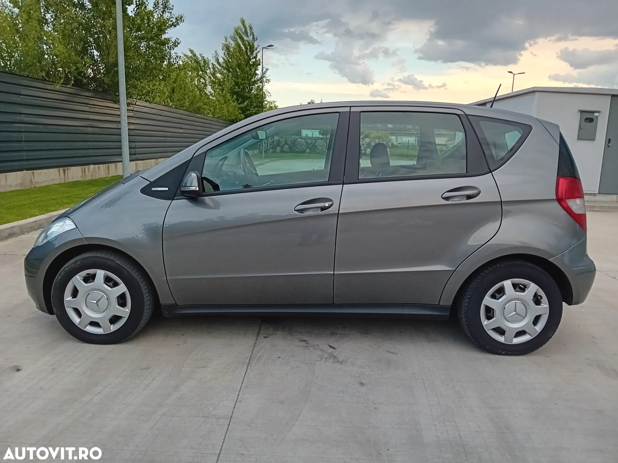 Mercedes-Benz A 160 BlueEFFICIENCY Elegance - 19