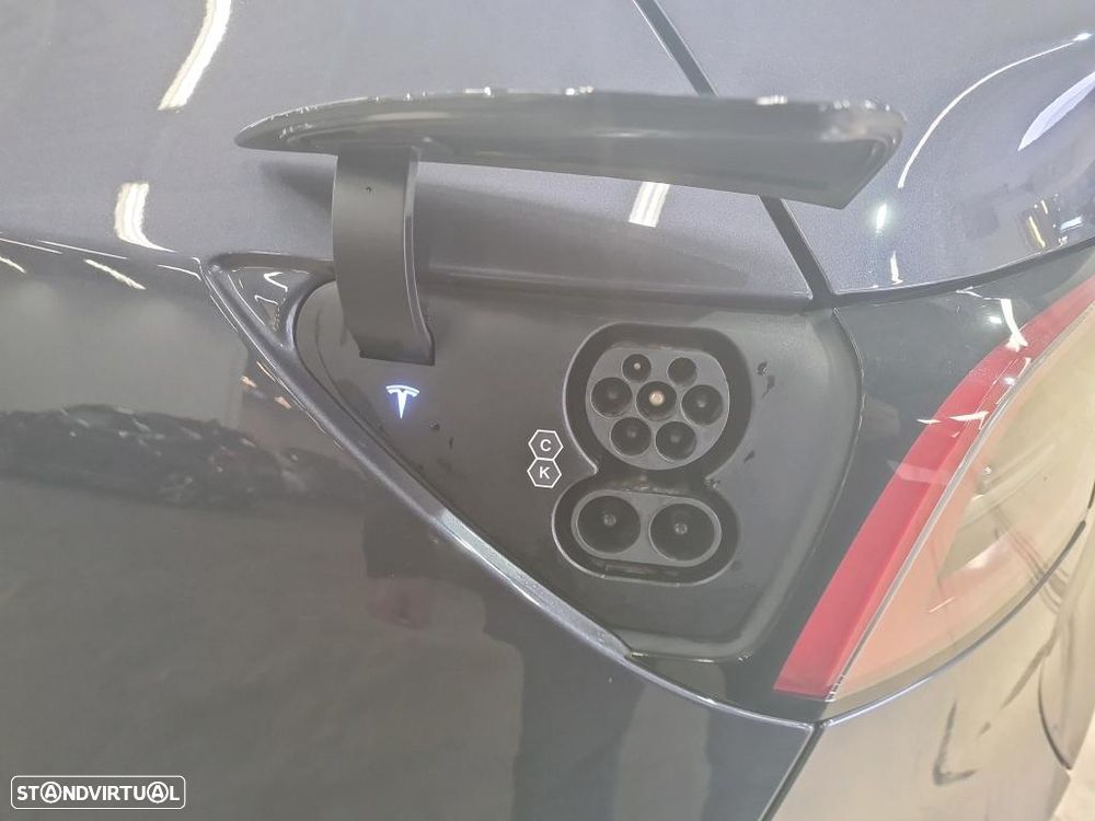 Tesla Model Y Long Range Tração Integral - 10