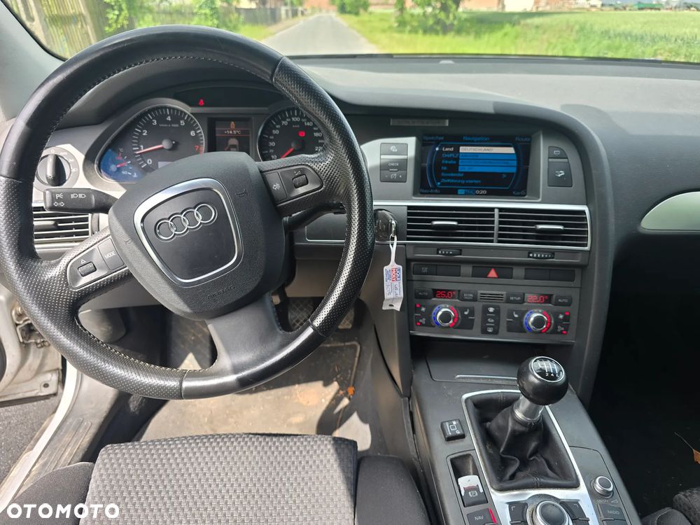 Audi A6 Avant - 8