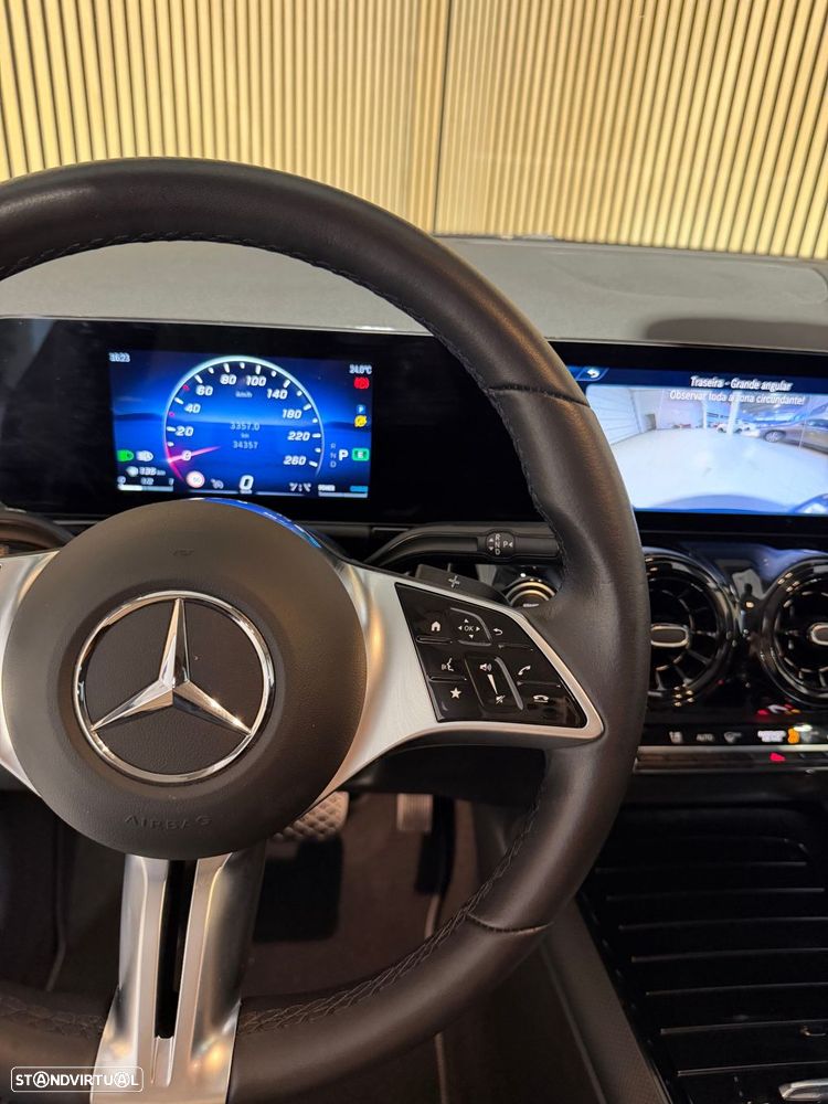 Mercedes-Benz GLA 180 7G-DCT Progressive - 10