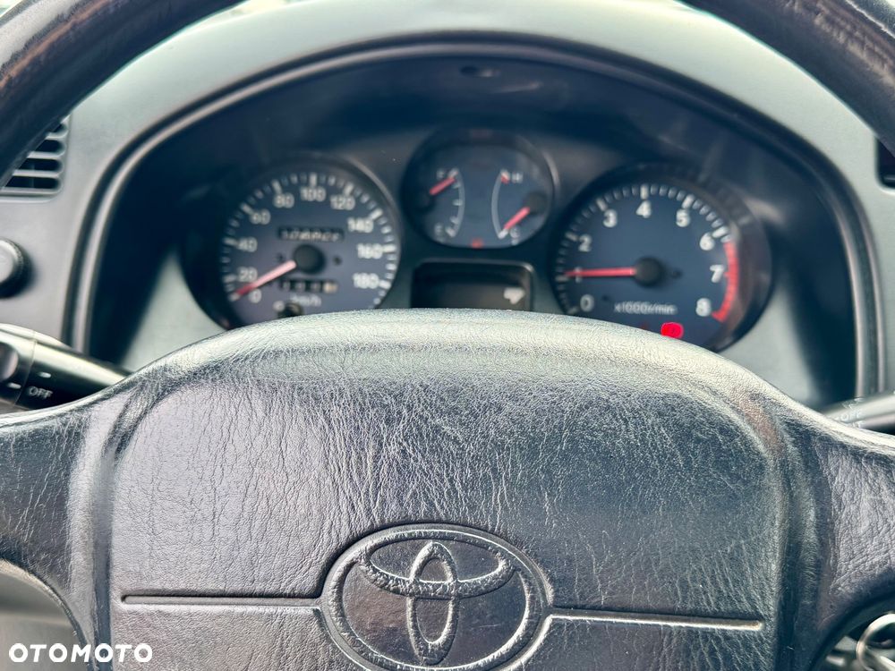 Toyota RAV4 2.0 - 27