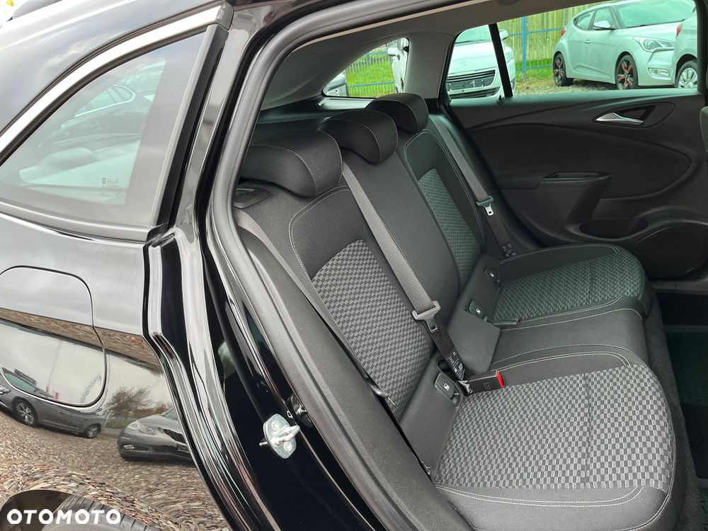 Opel Astra - 31