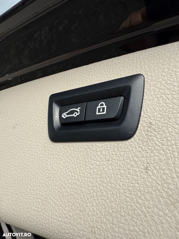 BMW Seria 3 318d Touring Aut. Luxury Line - 23
