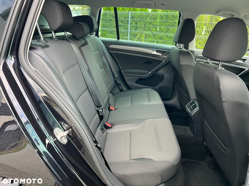 Volkswagen Golf 1.5 TSI BMT Evo Highline DSG - 17