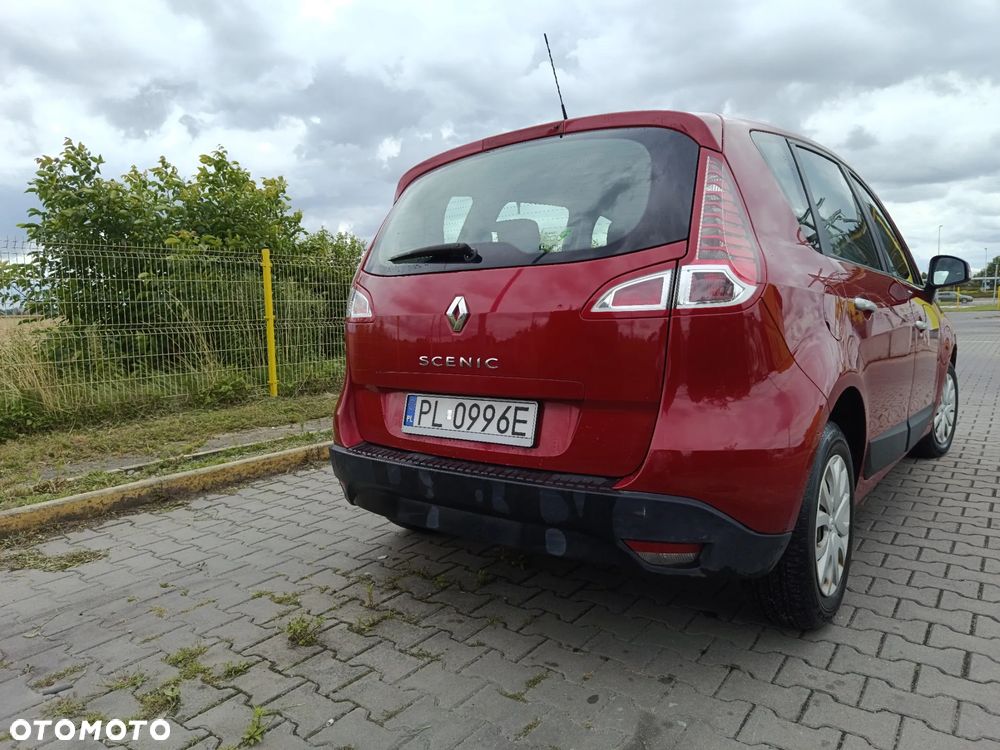Renault Scenic 1.6 16V 110 Dynamique - 4