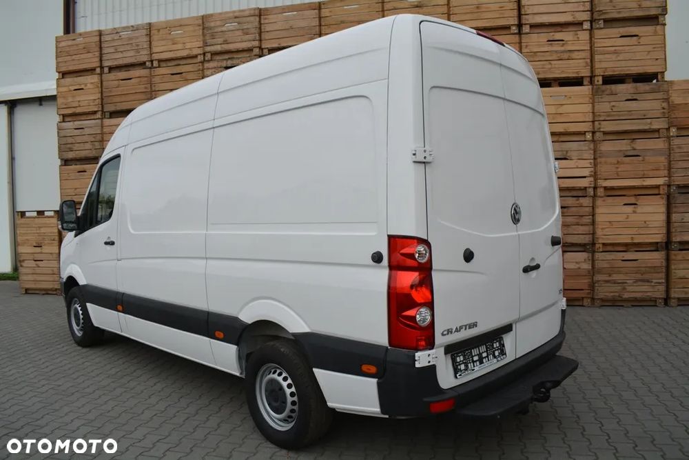 Volkswagen CRAFTER 35 2.0TDI - 7