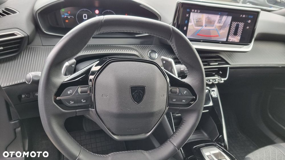 Peugeot 2008 1.2 PureTech Allure S&S EAT8 - 34