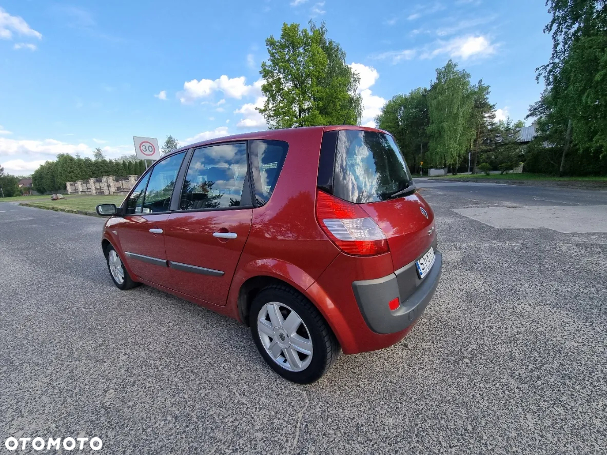 Renault Scenic 1.6 Confort Privilege - 9
