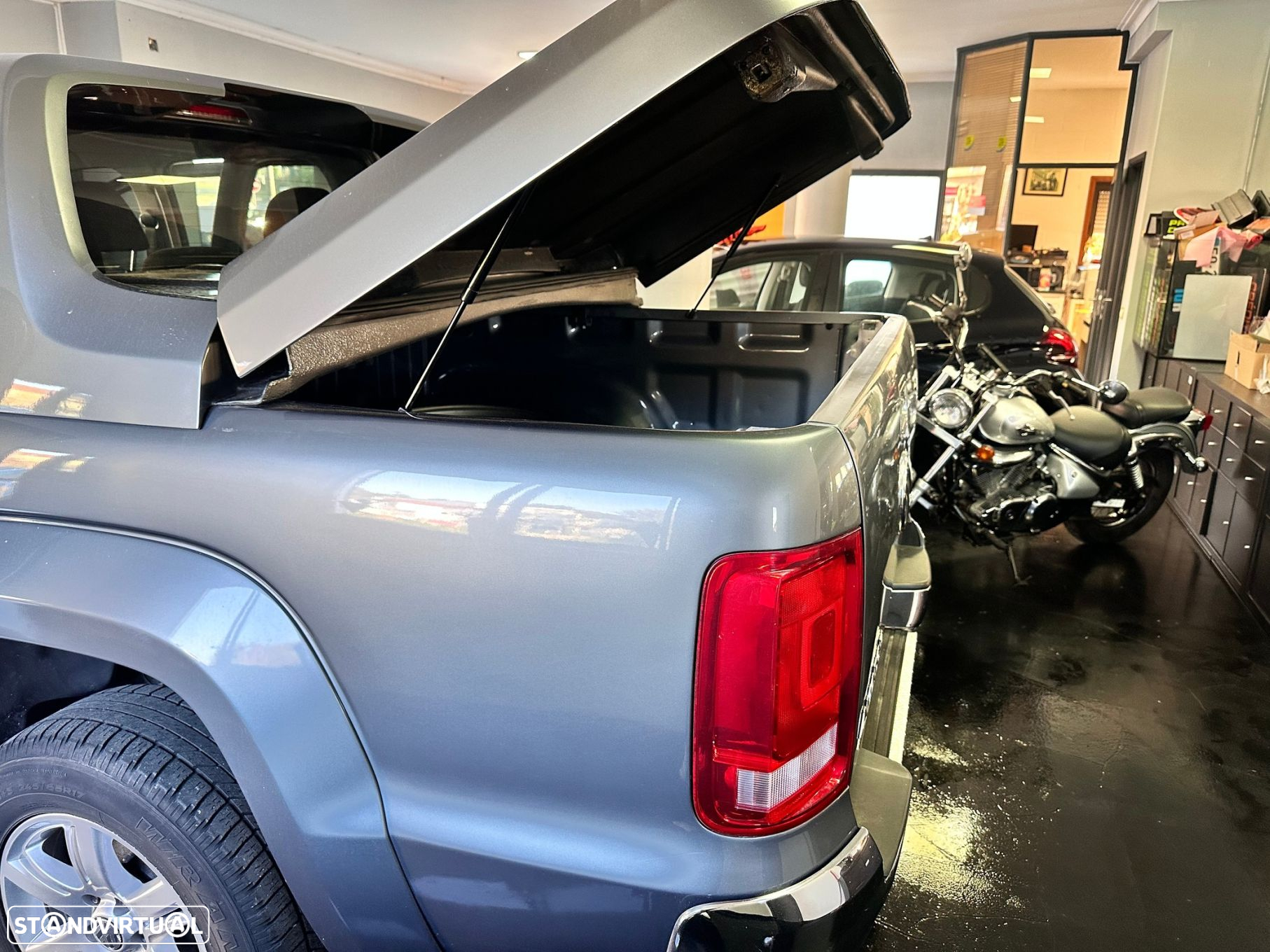 VW Amarok 2.0 TDi CD Trendline CM IP 4Motion - 10