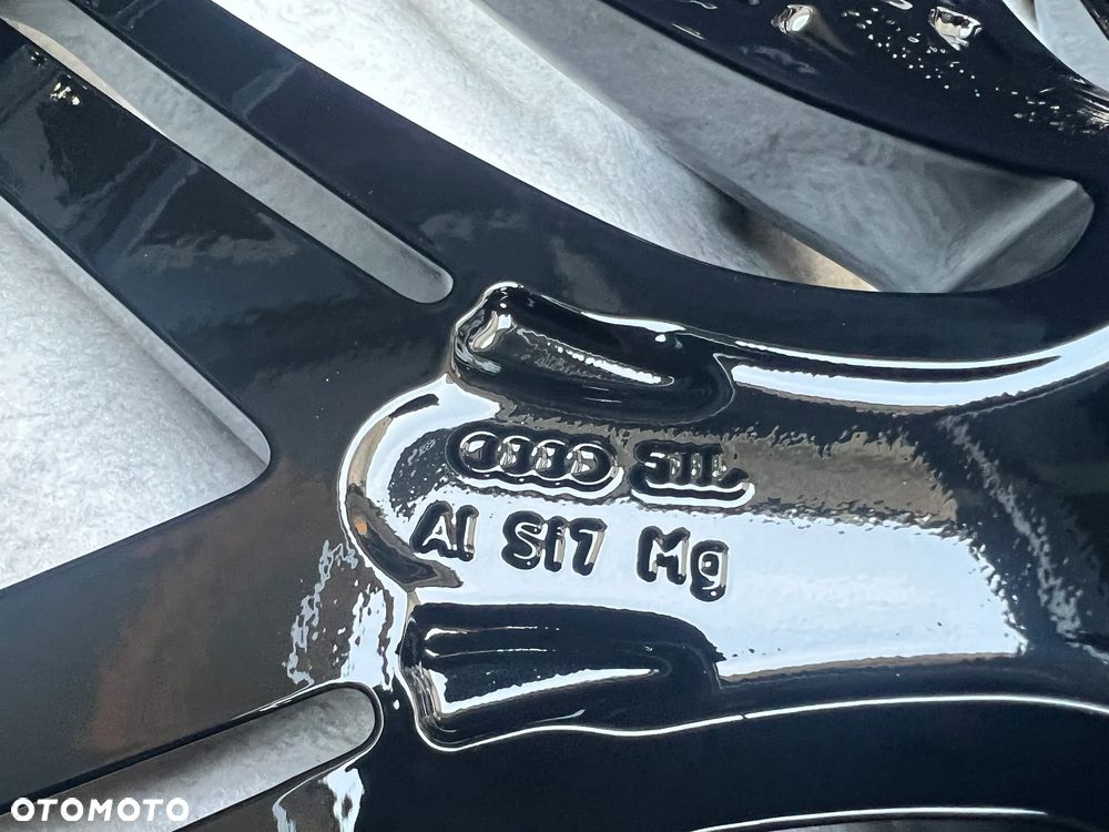 Felgi Audi RSQ8 SQ8 SQ7 Q8 E-Tron BLACK  23'' - 12