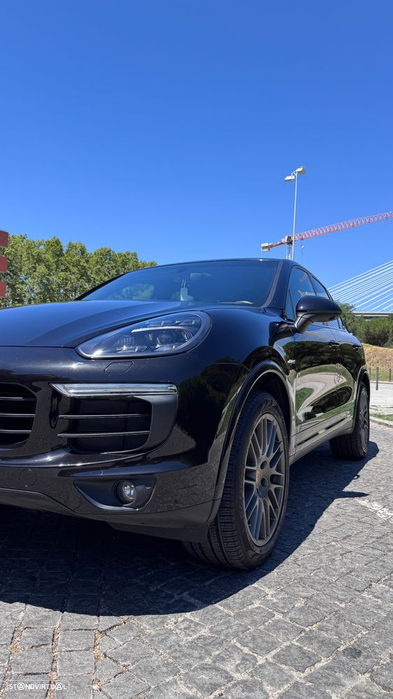 Porsche Cayenne S E-Hybrid - 15