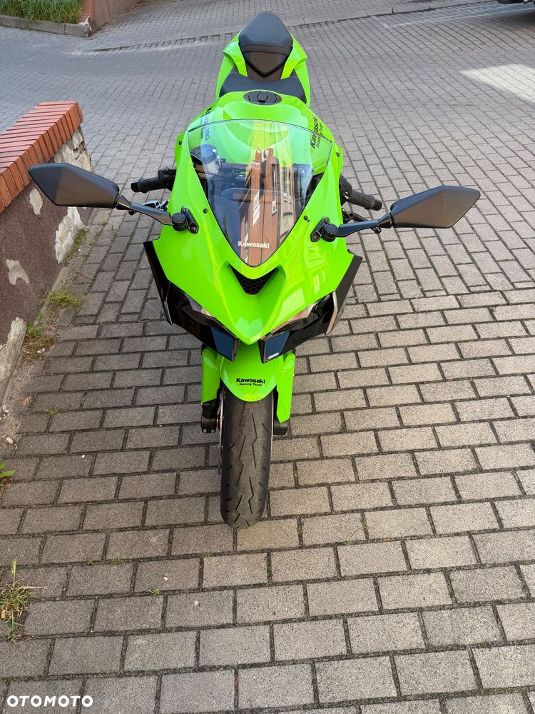 Kawasaki ZXR - 8