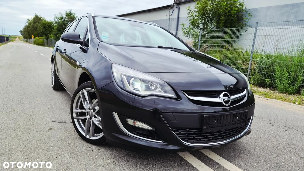 Opel Astra 1.4 T Cosmo - 2