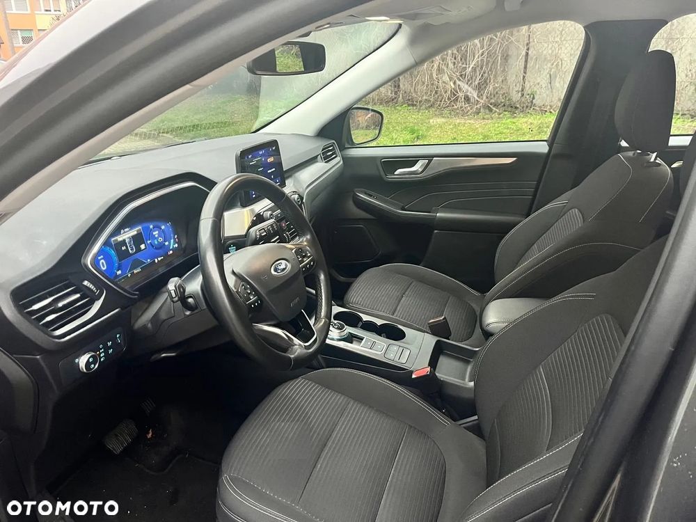 Ford Kuga 2.5 Duratec FHEV 4x4 TITANIUM - 28