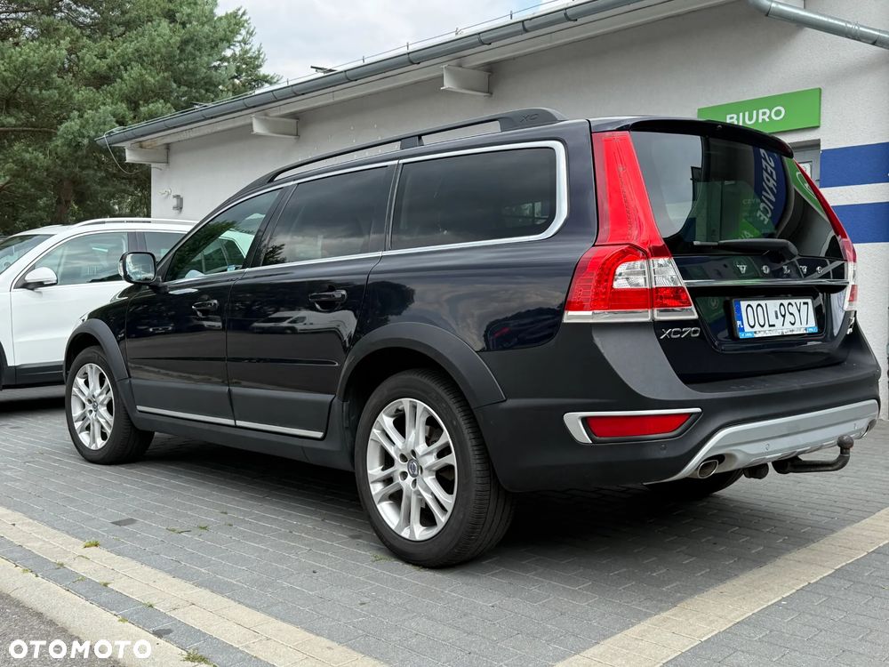 Volvo XC 70 - 3