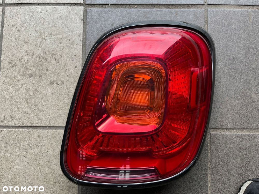 Lampa prawa tylna FIAT 500X 500 X - 2