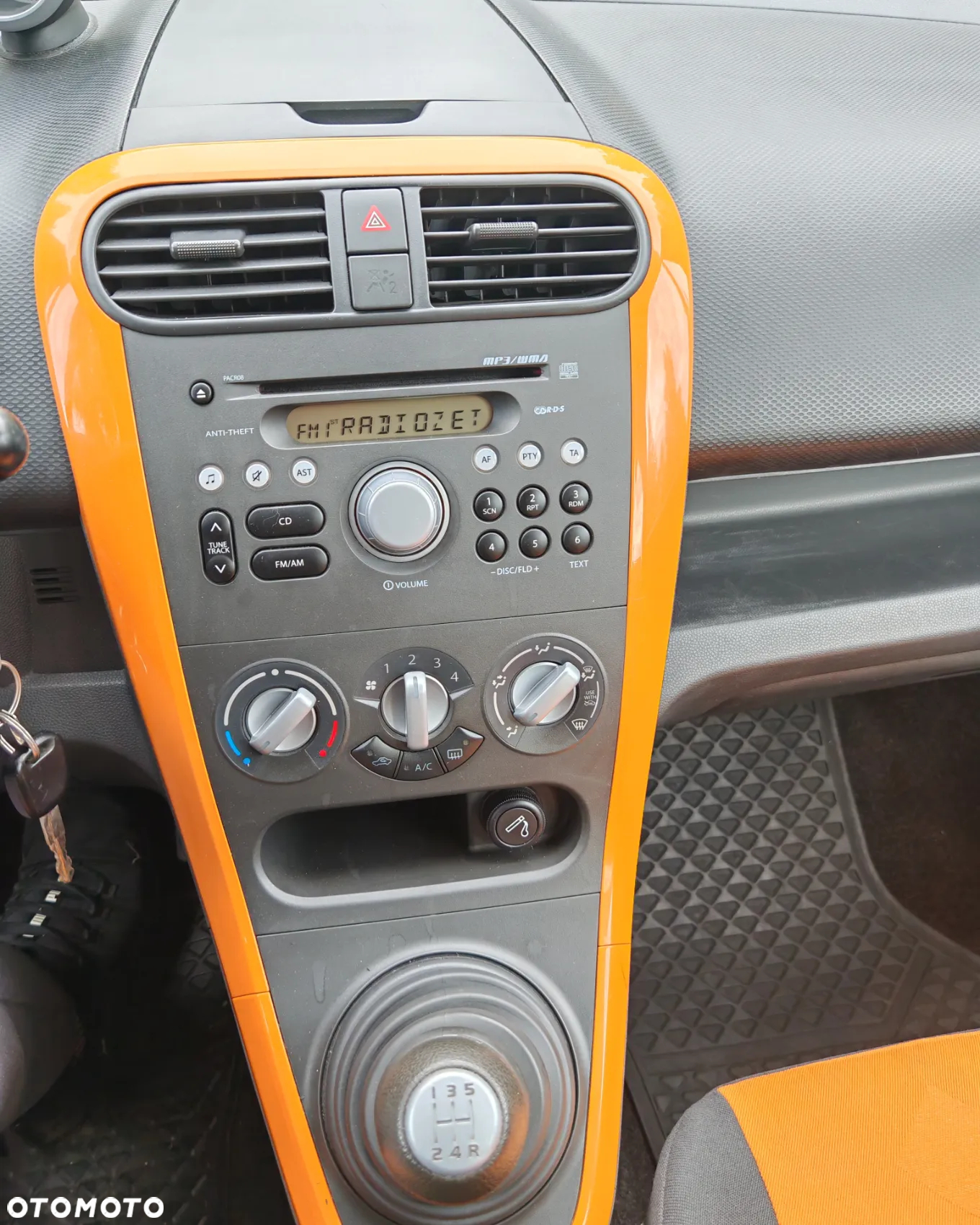 Opel Agila - 10