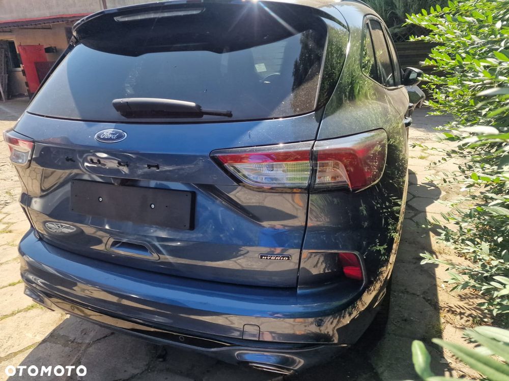 Ford Kuga - 4