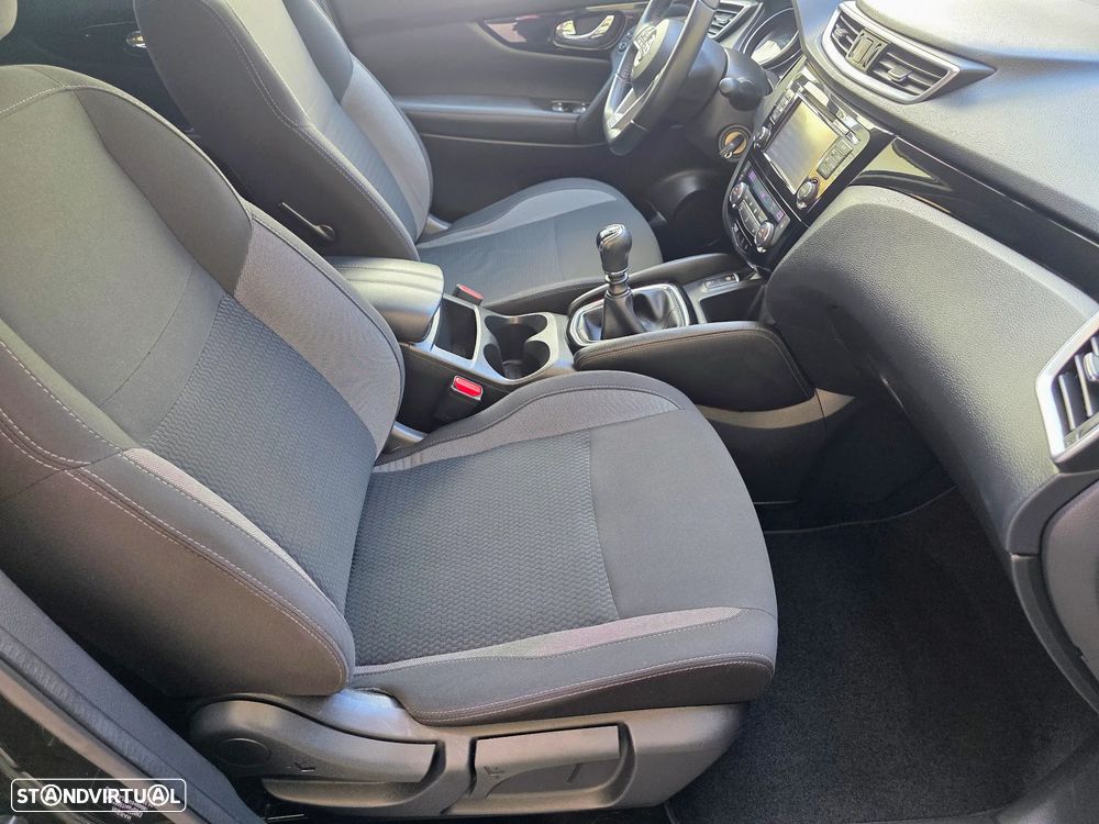 Nissan Qashqai 1.5 dCi N-Connecta - 43
