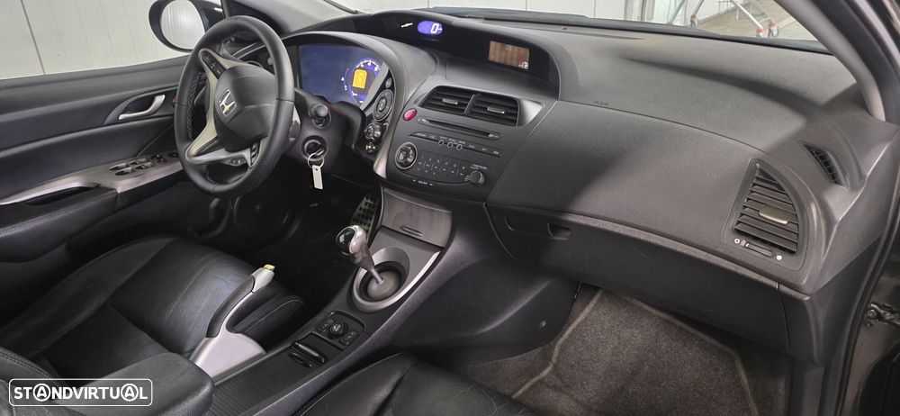 Honda Civic 1.8 Sport - 14