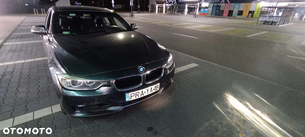 BMW Seria 3 ver-320i - 6