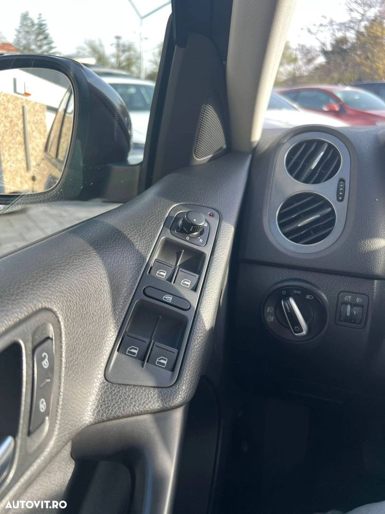 Volkswagen Tiguan - 21