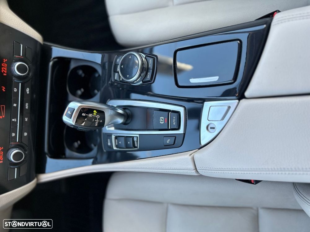 BMW 520 d Line Luxury Auto - 16