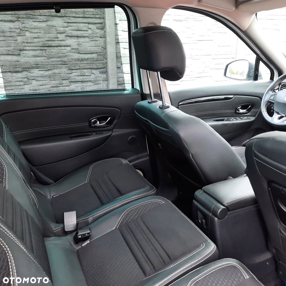 Renault Scenic ENERGY TCe 115 Bose Edition - 12