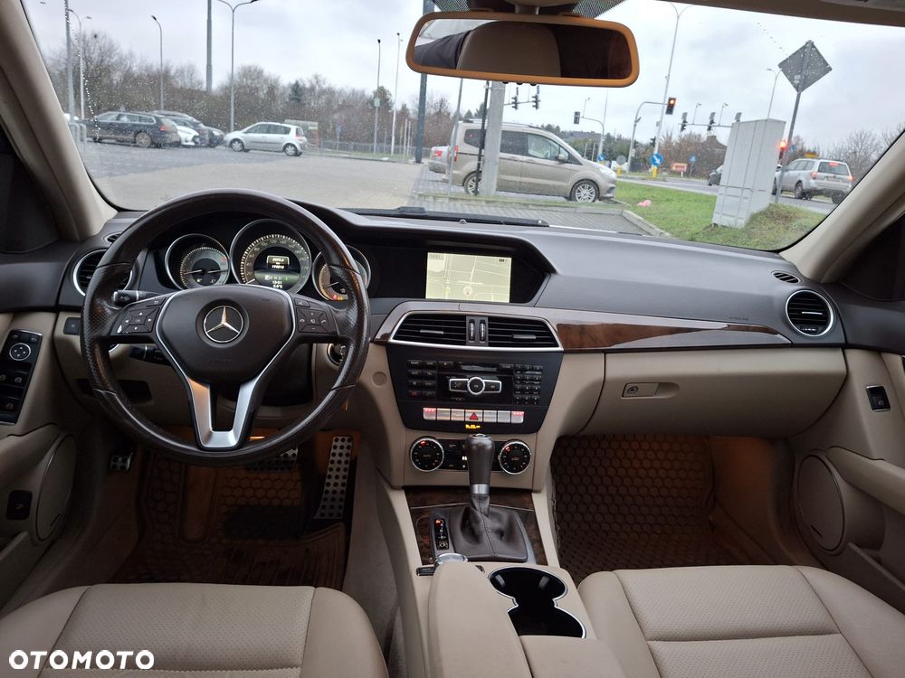 Mercedes-Benz Klasa C - 9