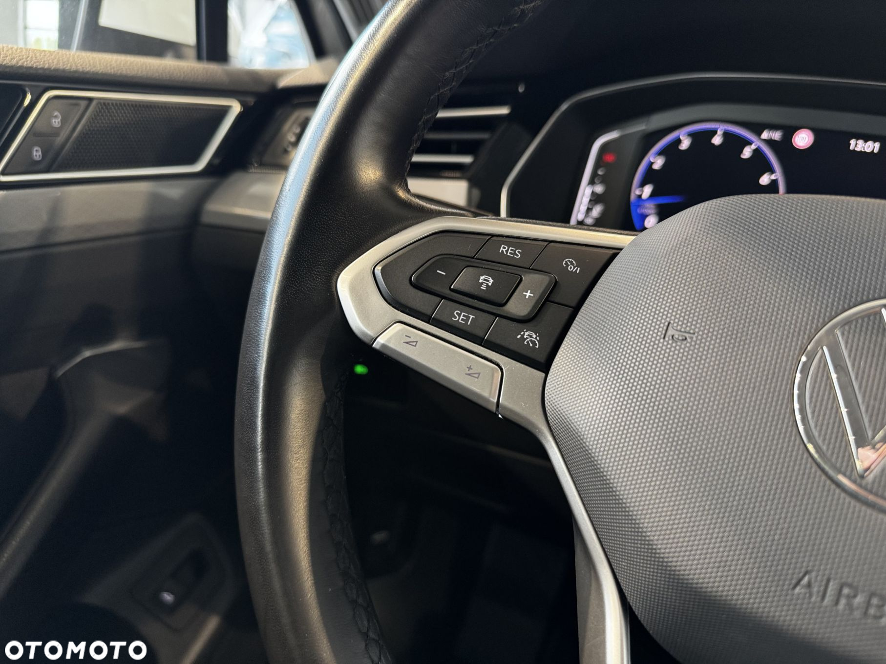 Volkswagen Passat - 20