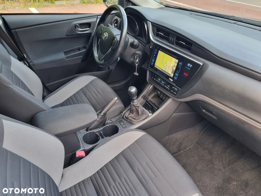 Toyota Auris 1.2 T Prestige - 7