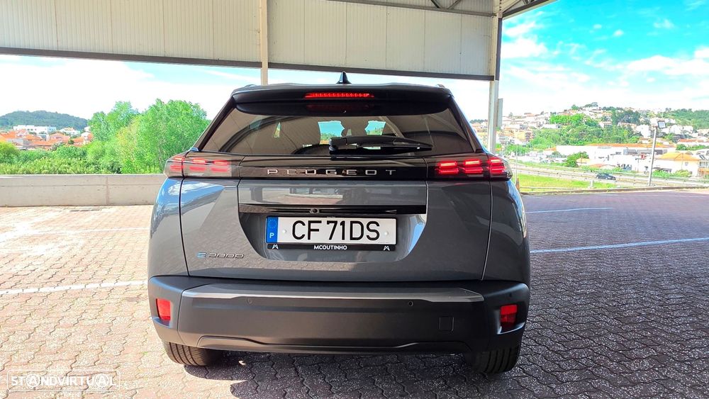 Peugeot e-2008 54 kWh Allure - 4