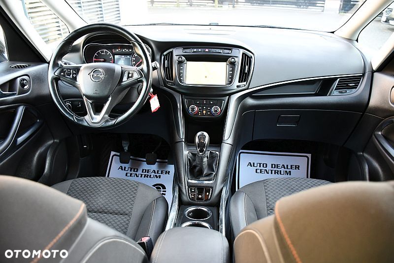 Opel Zafira Tourer 1.4 Turbo Innovation - 26