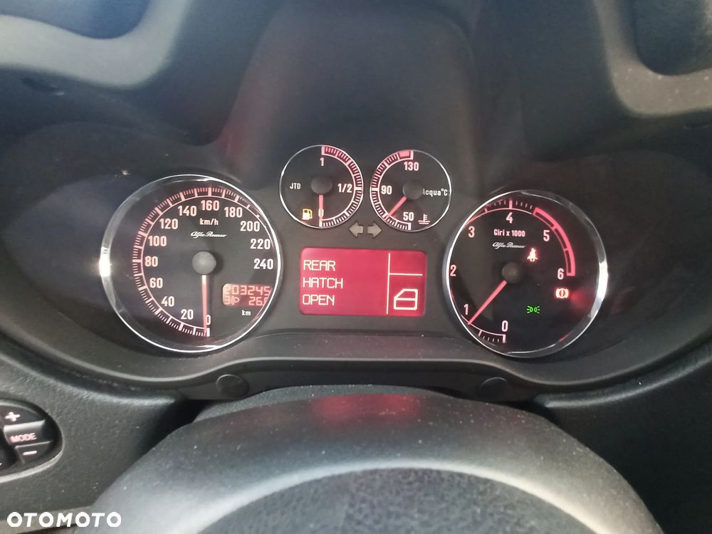 Alfa Romeo 147 - 15